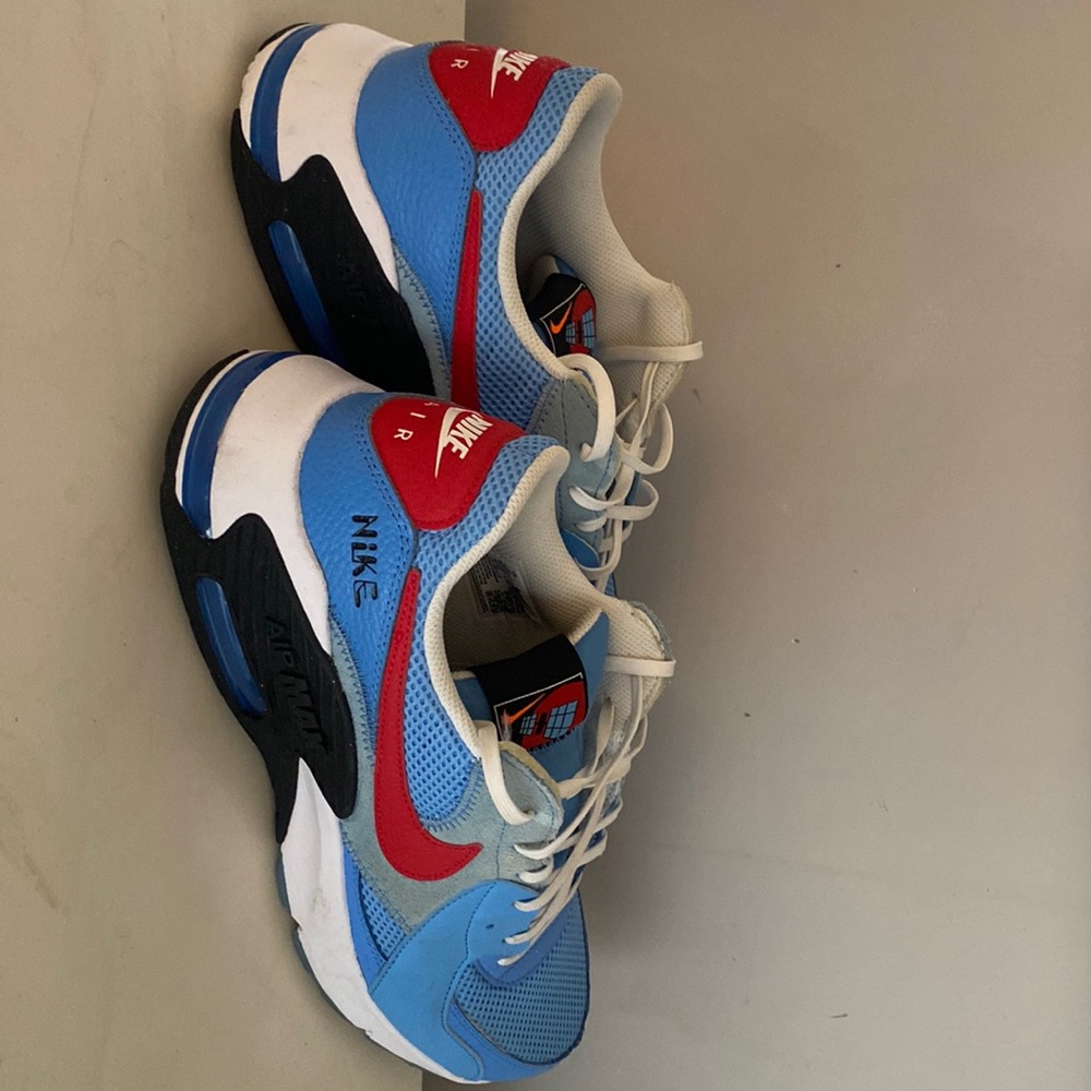 Nike Air Max , size 11, very good condition, no box